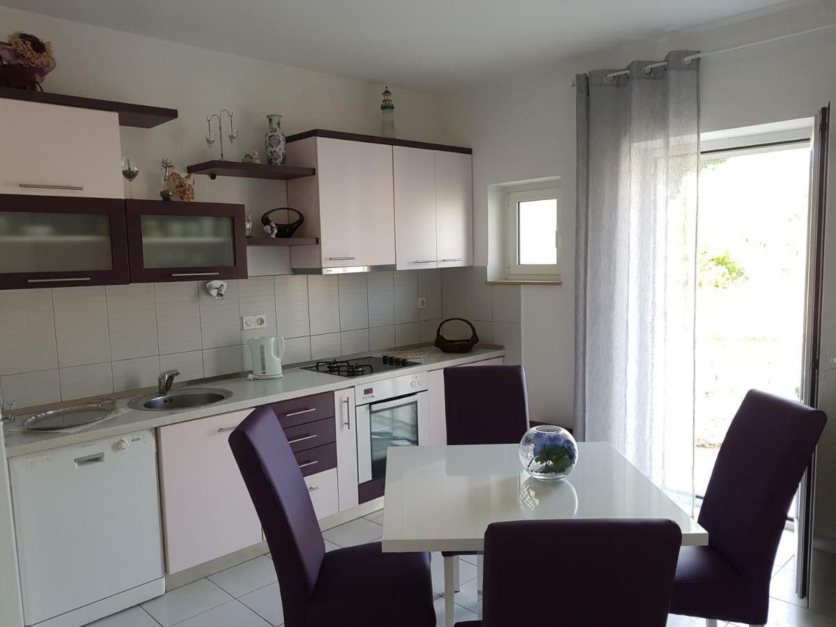Sven Apartment Hvar Town
